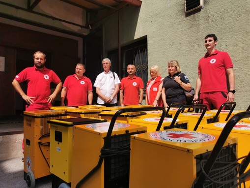 Predstavniki hrvaškega Rdečega križa z Vesno Slamnik iz URSZR Izpostave Celje in Pavlo Artnik, predsednico RKS - OZ Žalec.
